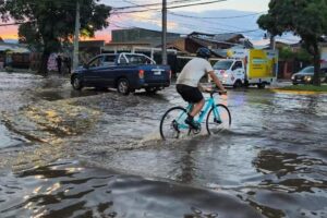 “Uno de los más intensos de la historia”: anticipan llegada del fenómeno de El Niño a Chile y aumento de lluvias en invierno