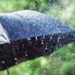 Sistema frontal obliga a suspender clases en 59 colegios de O’Higgins Rain on umbrella background, weather forecast and environmental concept